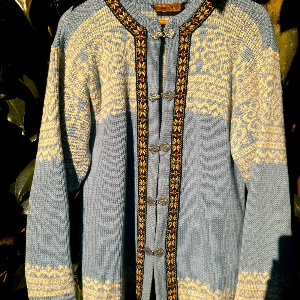 Nordstrikks Vintage Norwegian folk Fairaisle sweater size medium